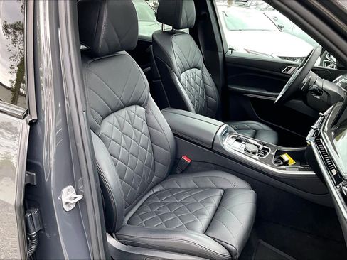 Certified 2024 BMW X5 M60i w/ Climate Comfort Package AWD/4WD image 9