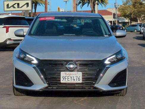 Certified 2023 Nissan Altima 2.5 SV image 2