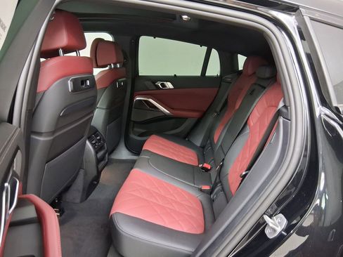 New 2026 BMW X6 M60i w/ Executive Package image 14