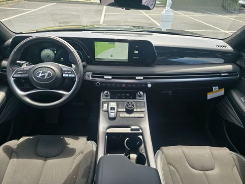 New 2025 Hyundai Palisade Calligraphy image 16