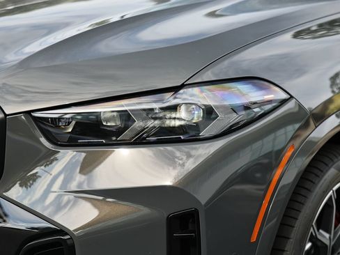 New 2026 BMW X5 xDrive50e w/ Executive Package AWD/4WD image 11