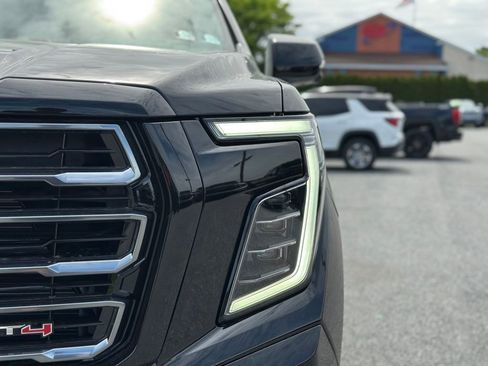 New 2026 GMC Yukon AT4 w/ AT4 Premium Package AWD/4WD image 33