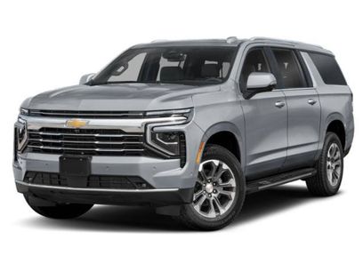 Used 2025 Chevrolet Suburban LT w/ Comfort Package