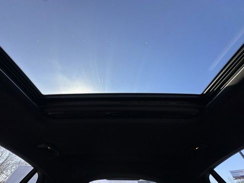 Used 2019 Mercedes-Benz GLC 300 4MATIC Coupe image 18