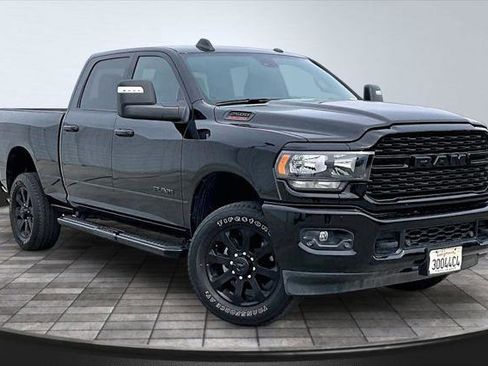 Certified 2024 RAM 2500 Big Horn w/ Night Edition AWD/4WD image 38