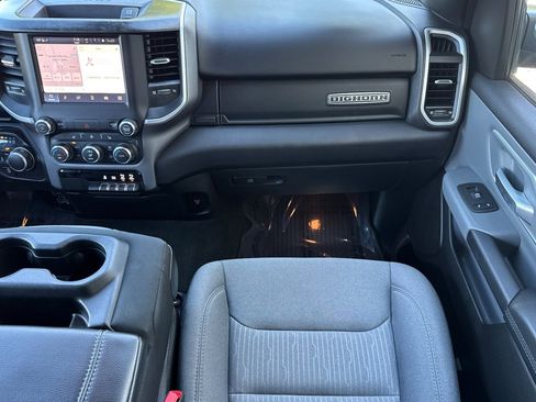 Used 2022 RAM 1500 Big Horn AWD/4WD image 29