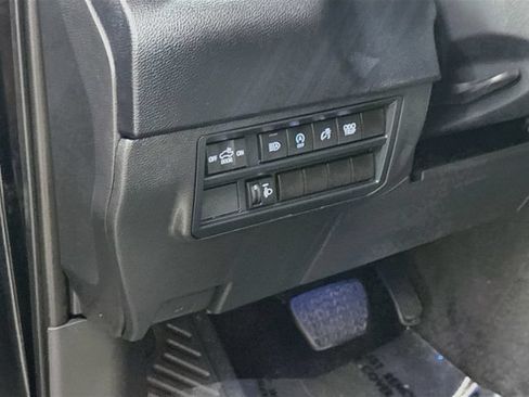 Used 2024 Toyota Tundra SR5 AWD/4WD image 10