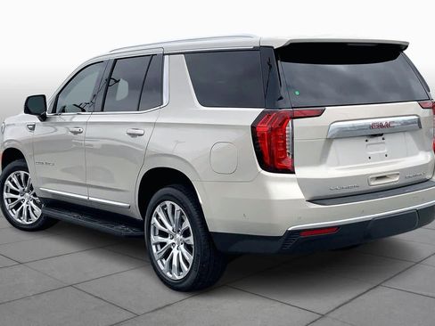 Used 2024 GMC Yukon Denali w/ Advanced Technology Package image 12