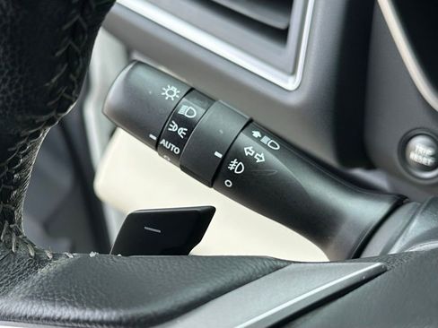 Used 2023 Subaru Ascent Limited image 41