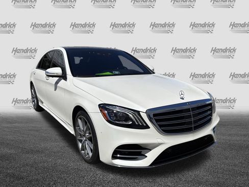 Used 2020 Mercedes-Benz S 560 Sedan image 2