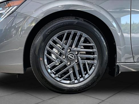New 2026 Nissan Sentra SV w/ SV Convenience Package FWD image 11