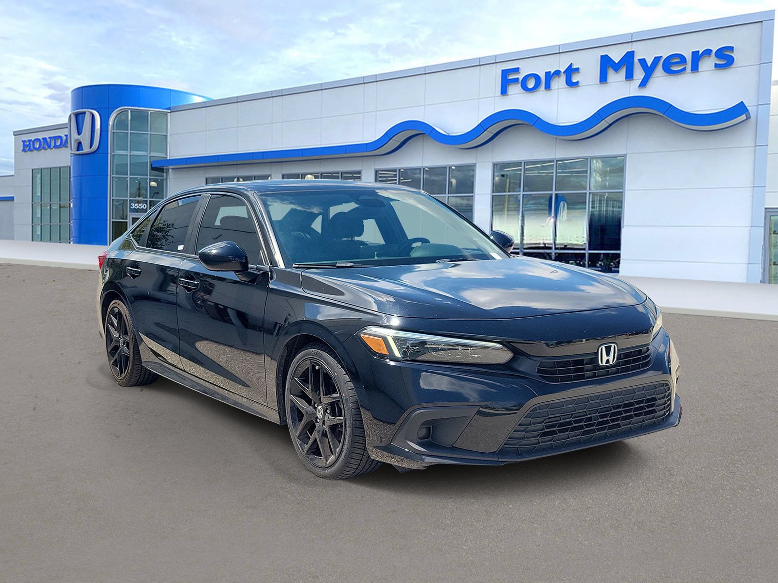 Used 2024 Honda Civic Sport image 1