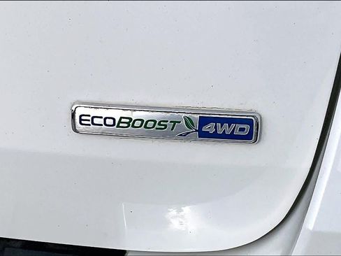Certified 2020 Ford Explorer XLT w/ Equipment Group 202A AWD/4WD image 10