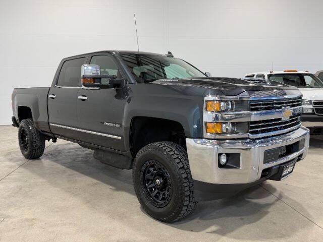 Used 2018 Chevrolet Silverado 2500 LTZ w/ Duramax Plus Package AWD/4WD image 5