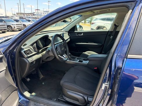 Used 2019 Kia Optima LX FWD image 8