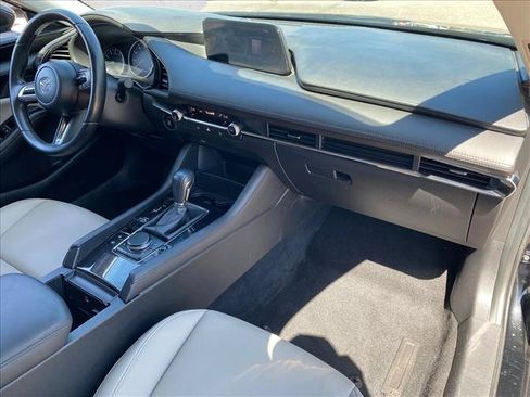 Used 2019 MAZDA MAZDA3 Sedan FWD image 26