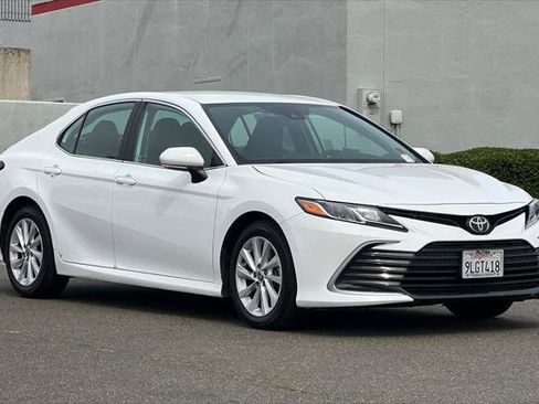 Certified 2024 Toyota Camry LE FWD image 5