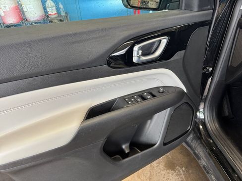 Used 2022 Jeep Compass Limited AWD/4WD image 21