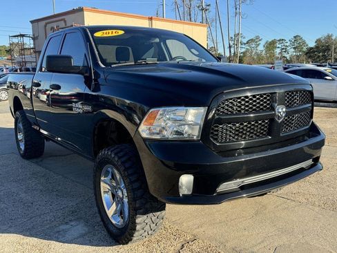 Used 2016 RAM 1500 Express image 3