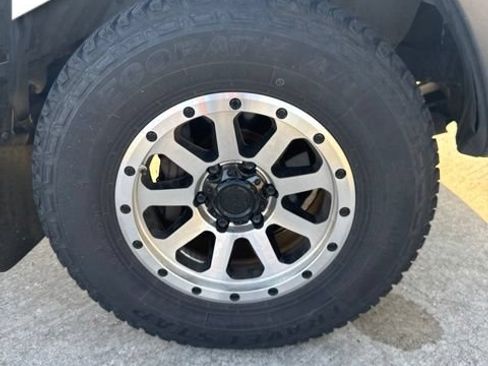 Used 2007 Toyota Tacoma PreRunner RWD image 7