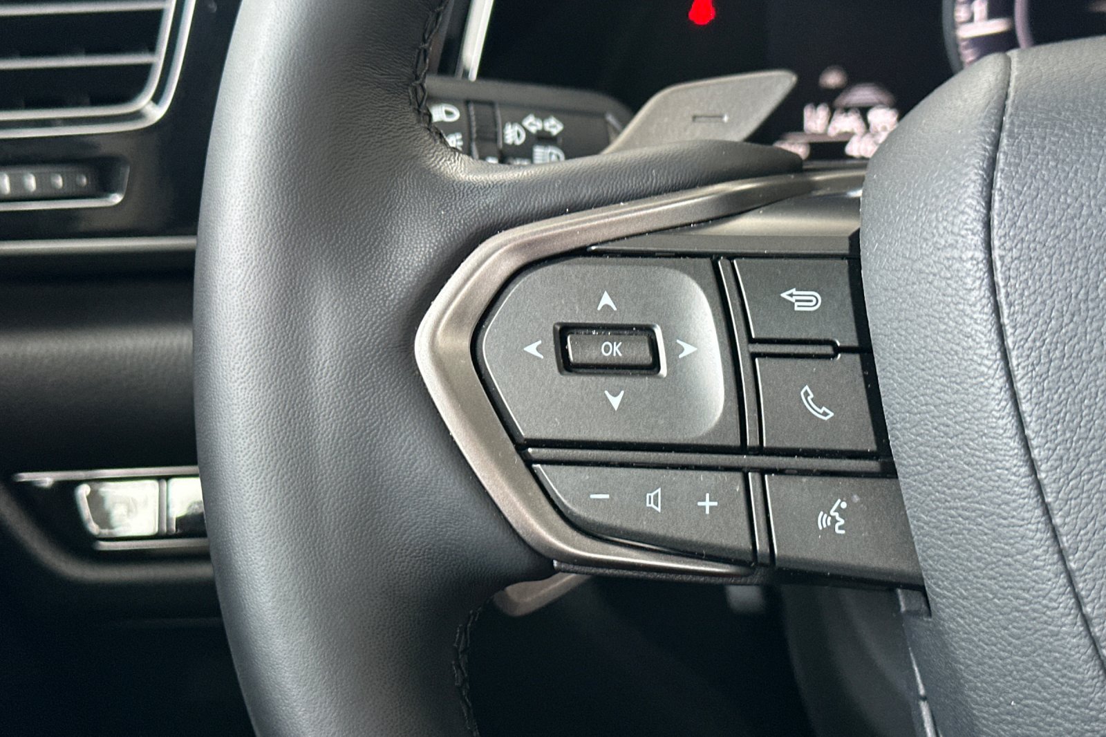 Used 2025 Lexus NX 350 AWD w/ Cold Area Package image 32