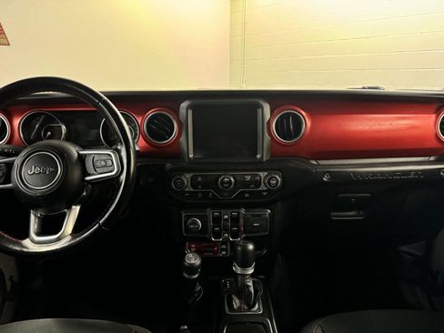 Used 2022 Jeep Wrangler Unlimited Rubicon image 16