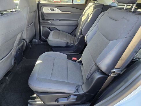 New 2026 Ford Explorer Active image 6