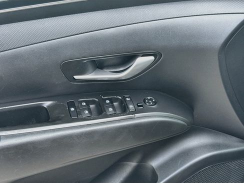 Used 2022 Hyundai Tucson SEL FWD image 12