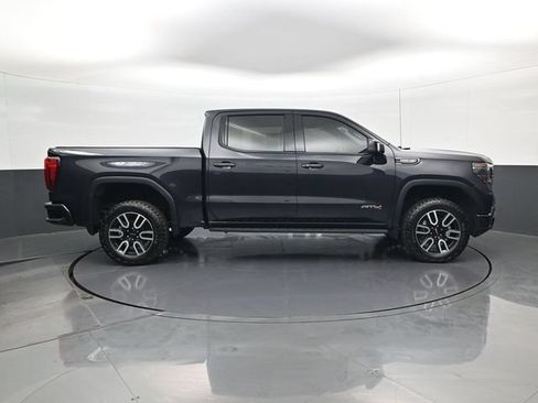 Certified 2023 GMC Sierra 1500 AT4 w/ AT4 Preferred Package AWD/4WD image 4
