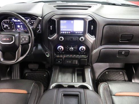 Used 2021 GMC Sierra 1500 AT4 w/ AT4 Premium Package AWD/4WD image 7