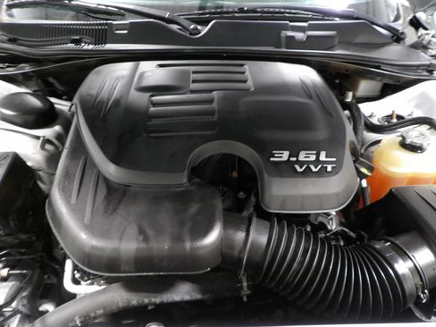 Used 2020 Dodge Challenger GT w/ Blacktop Package AWD/4WD image 21