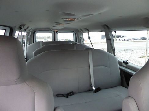 Used 2013 Ford E-350 and Econoline 350 XL image 21