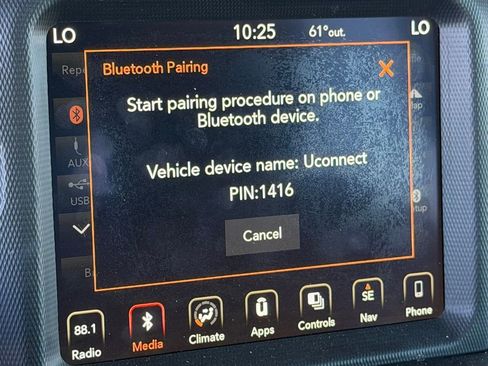 Used 2019 Jeep Wrangler Unlimited Sahara w/ Uconnect 4C Nav & Sound Group image 24