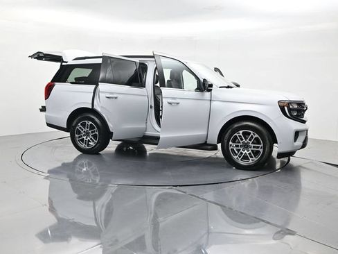 Certified 2025 Ford Expedition Active RWD image 56