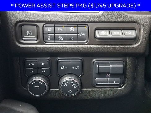 Used 2023 Chevrolet Tahoe Premier w/ Advanced Technology Package image 26