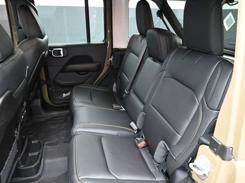 New 2025 Jeep Wrangler Unlimited Rubicon 392 image 18