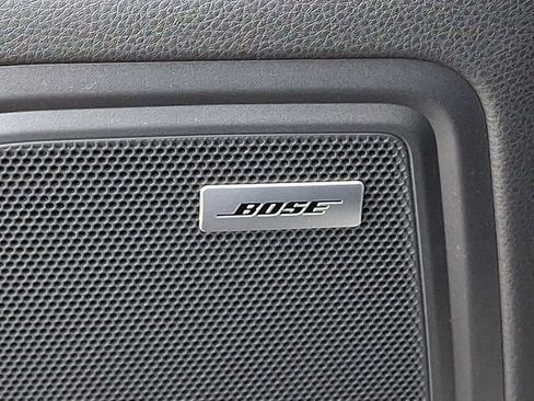 Used 2025 Porsche Macan image 31