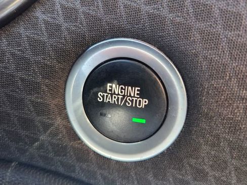 Used 2016 Chevrolet Malibu LT image 27