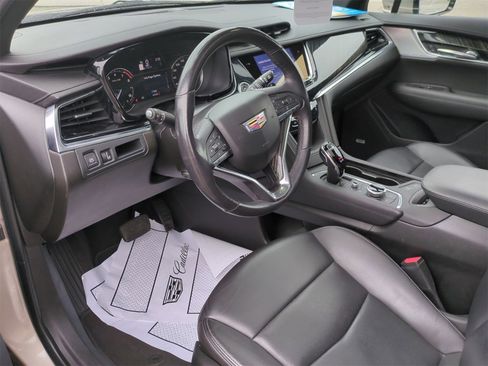 Certified 2023 Cadillac XT6 Premium Luxury image 10