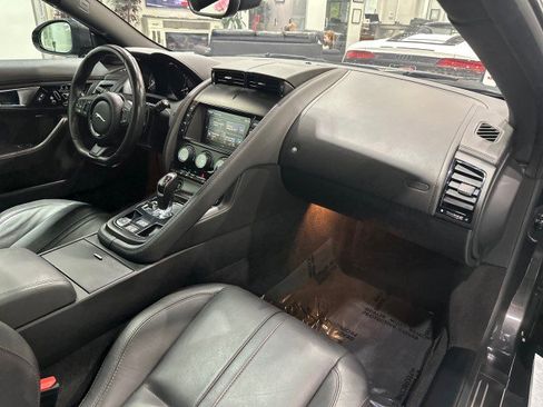 Used 2017 Jaguar F-TYPE Coupe RWD image 48