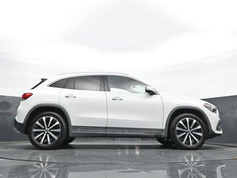 Used 2021 Mercedes-Benz GLA 250 4MATIC image 26
