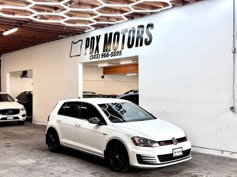 Used 2017 Volkswagen GTI Sport FWD image 1