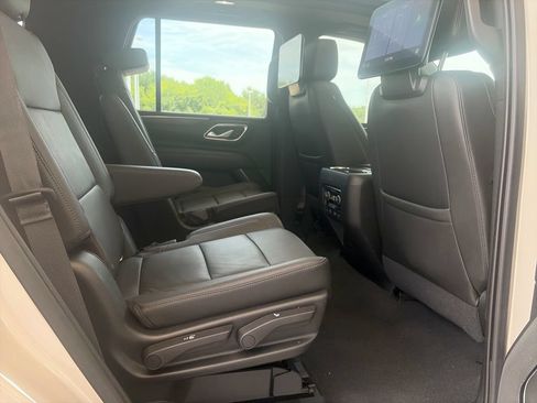Certified 2021 Chevrolet Tahoe Z71 w/ Rear Media and Nav Package AWD/4WD image 28