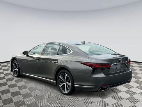 Used 2022 Lexus LS 500 AWD w/ Accessory Package (Z1) image 4
