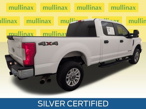 Used 2018 Ford F250 XLT AWD/4WD image 3