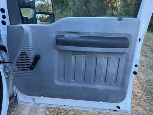 Used 2016 Ford F250 XL w/ XL Value Package image 14