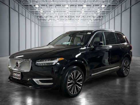 Used 2025 Volvo XC90 T8 Plus AWD/4WD image 1