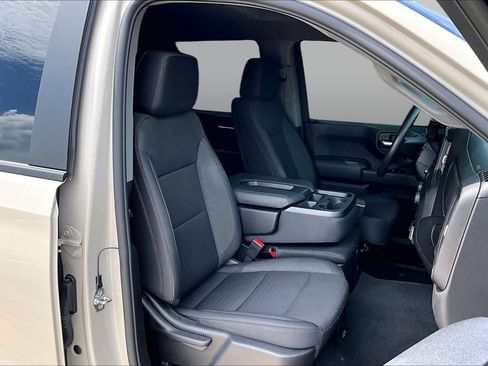 Used 2026 Chevrolet Silverado 1500 Custom RWD image 9