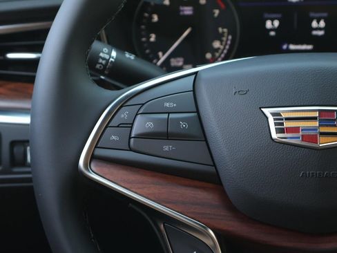 New 2026 Cadillac XT5 Premium Luxury image 17