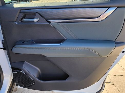 New 2026 GMC Acadia AT4 w/ Super Cruise Package image 44